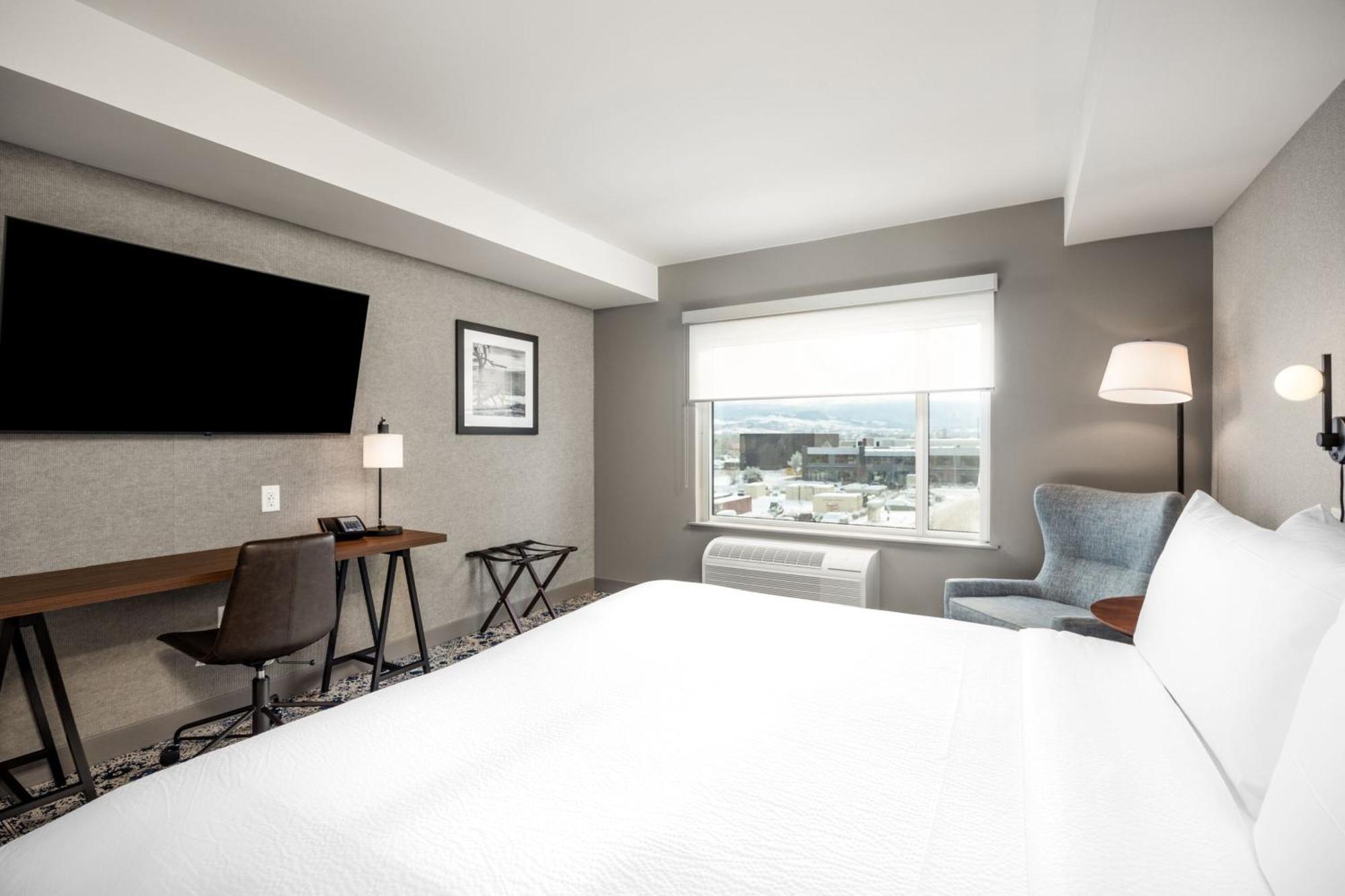 Four Points By Sheraton Kelowna Airport Esterno foto
