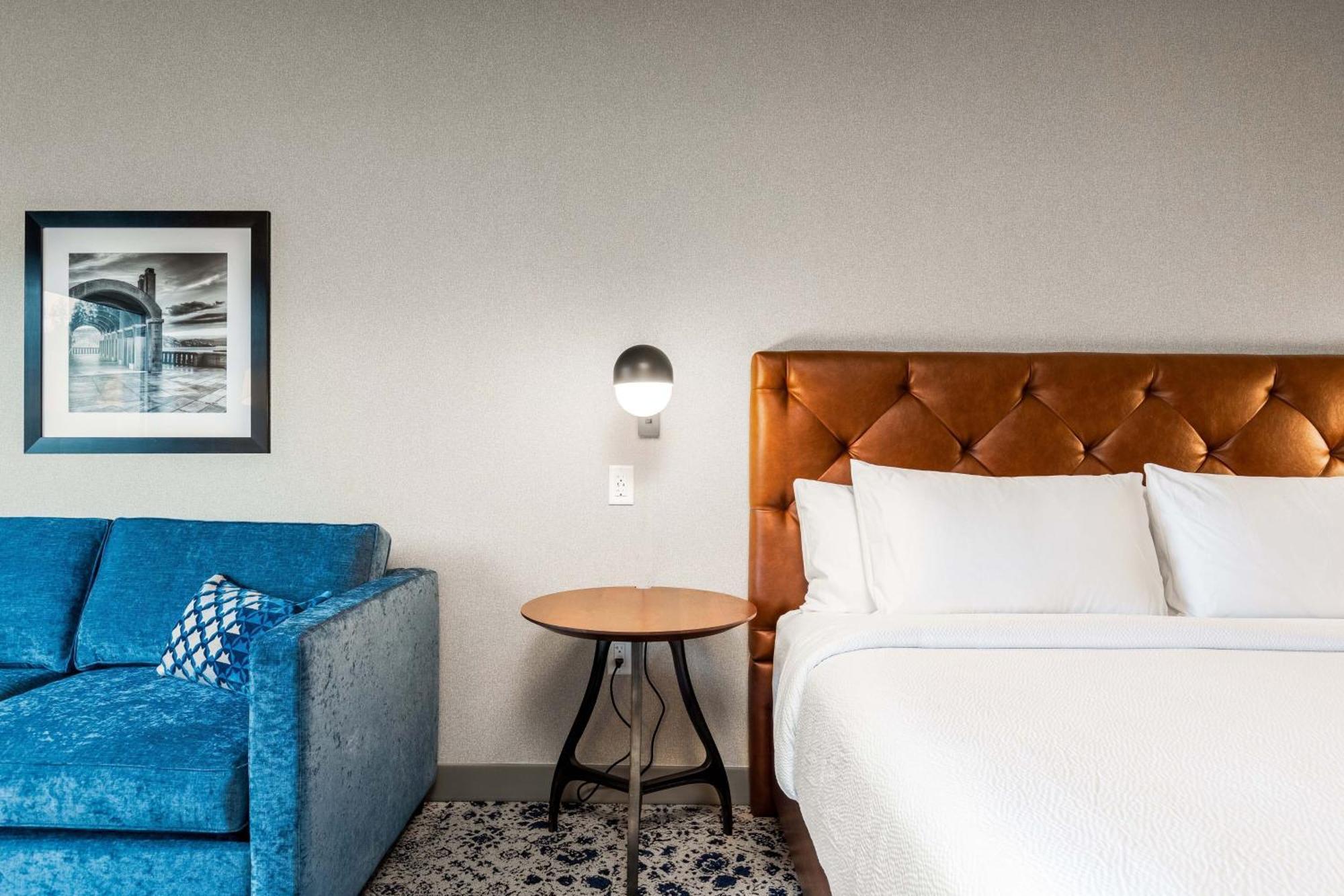 Four Points By Sheraton Kelowna Airport Esterno foto