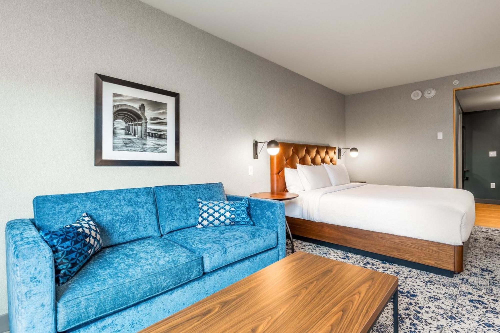 Four Points By Sheraton Kelowna Airport Esterno foto